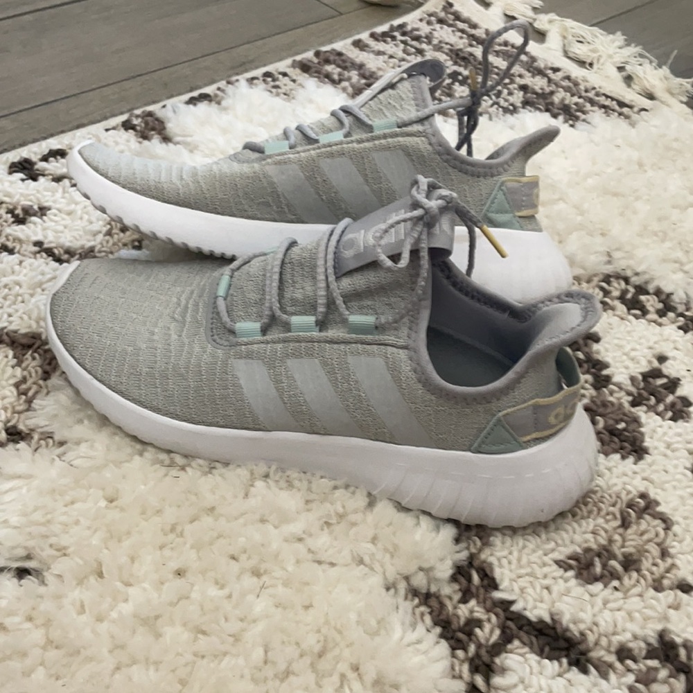 Adidas Cloudfoam